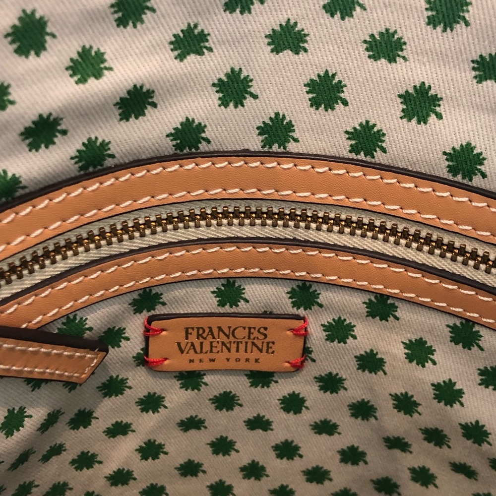🌴NWT Frances Valentine; Flat Tote Palm Leaf - Picture 3 of 6
